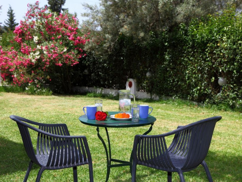 Summer House Louisa