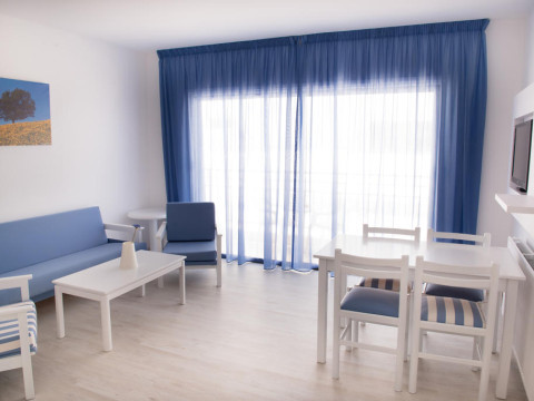 LIQUID HOTEL APARTMENTS
