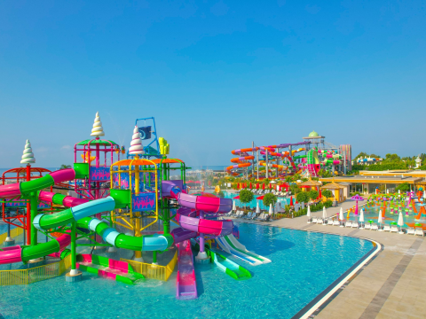 Delphin Palace