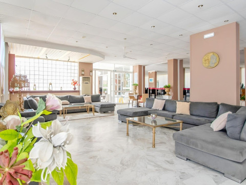 Ikaros Hotel