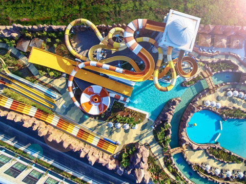 THE LAND OF LEGENDS KINGDOM HOTEL