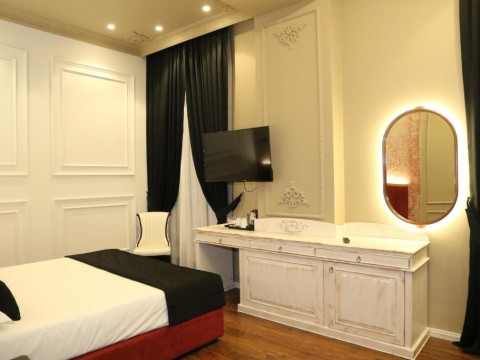 Kloest Hotel