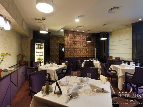 Anna Hotel