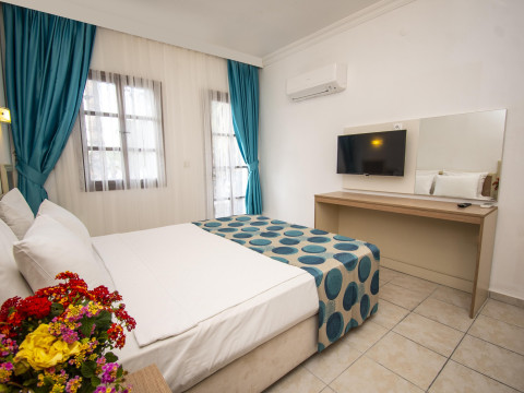 SAMI BEACH HOTEL