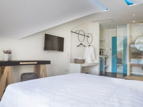 Argostoli Marina Suites