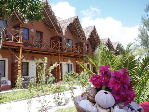 SAMAKI LODGE