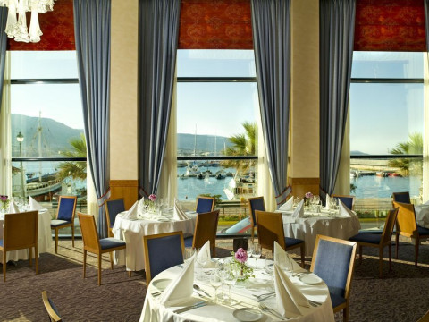 Chios Chandris Hotel