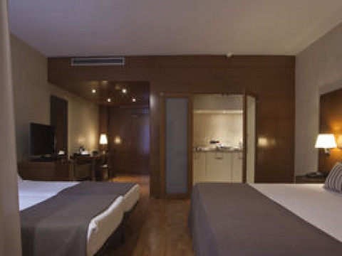 APARTHOTEL MARIANO CUBI