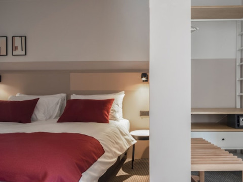 ATLAS APARTHOTEL