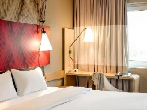 Hotel ibis Zurich Messe Airport