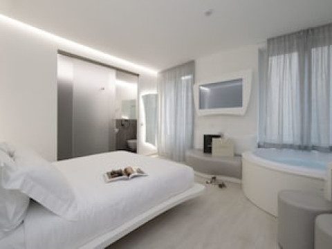 AHD ROOMS