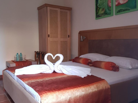 HOTEL JAKUZZI