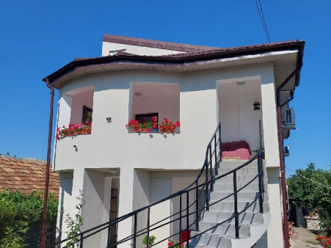 VILA 3M.