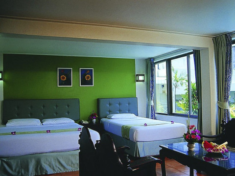 Sunshine Hotel & Residences