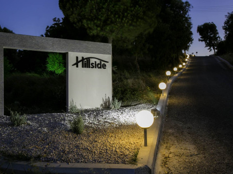 Hillside Studios&Apartments