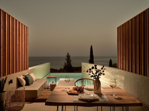 THE SALL SUITES COMPLEX B - SEA VIEWS