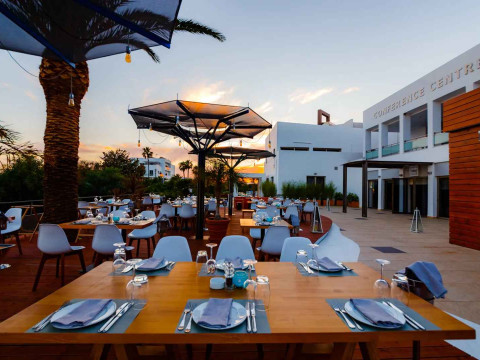 Elite City Resort
