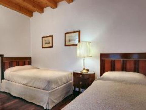 500 BED AND BREAKFAST