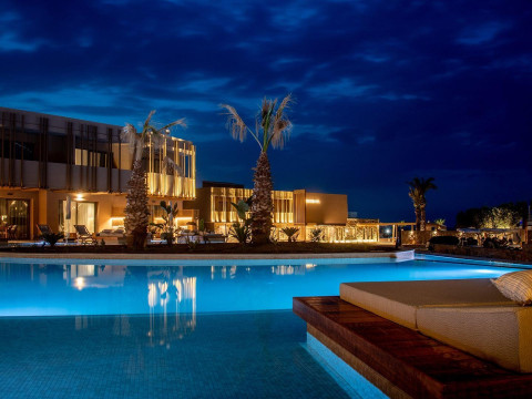 SENSEANA Sea Side Resort & Aquadventure