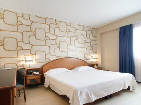 ABACUS HOTEL
