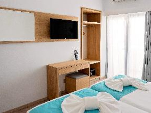PYRAMOS HOTEL