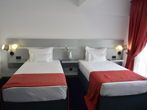 EUROPOLIS HOTEL