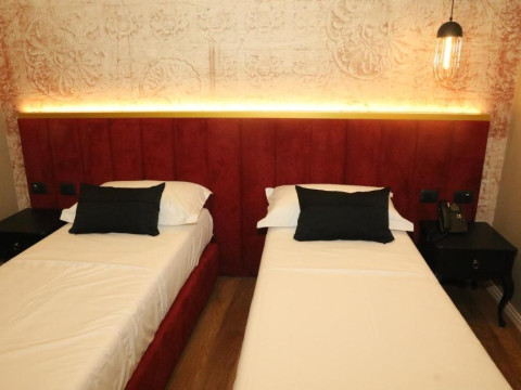Kloest Hotel