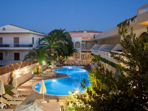 Axos Hotel Rethymno