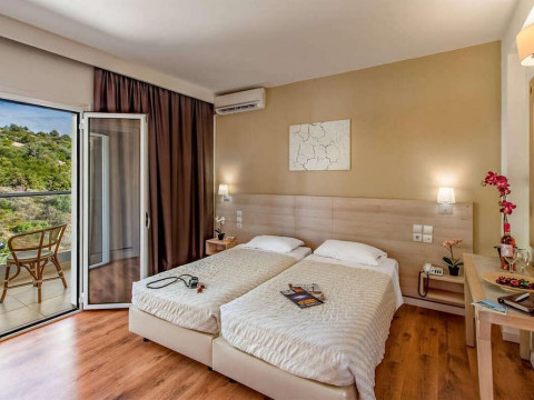 EVIA RIVIERA RESORT