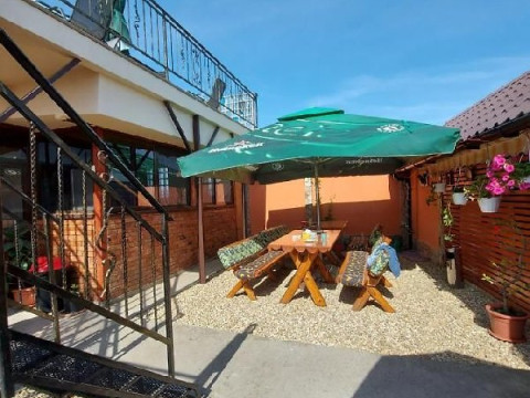 Camere de inchiriat CASA IV CM