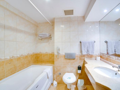PROXIMA HOTEL
