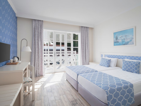Asteria Family Resort Side