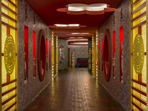ROYAL DRAGON HOTEL