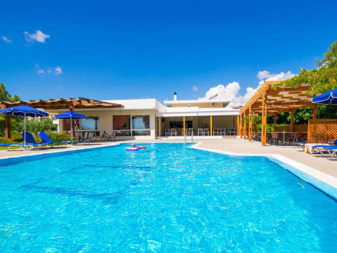 Stafilia Beach Hotel