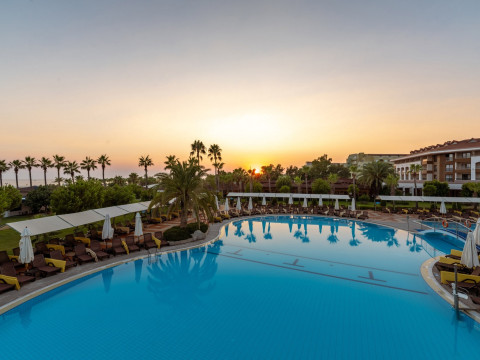Club Hotel Turan Prince World