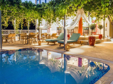 Thalassies Hotel