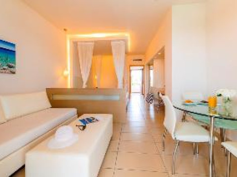 AFANDOU BAY RESORT SUITES