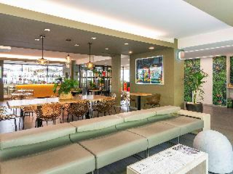 IBIS STYLES MILANO AGRATE BRIANZA (20 KM FROM MILAN)