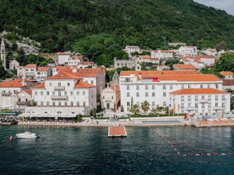 Heritage Grand Perast