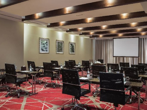 Radisson Blu Hotel Barsha Heights
