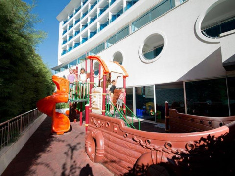 Q PREMIUM RESORT