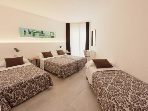 Miami Calella Hotel