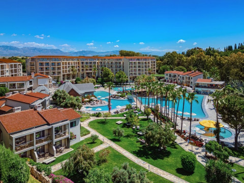 Arum Barut Collection
