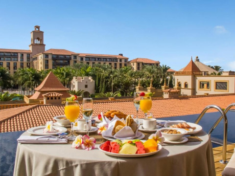 Lopesan Baobab Resort