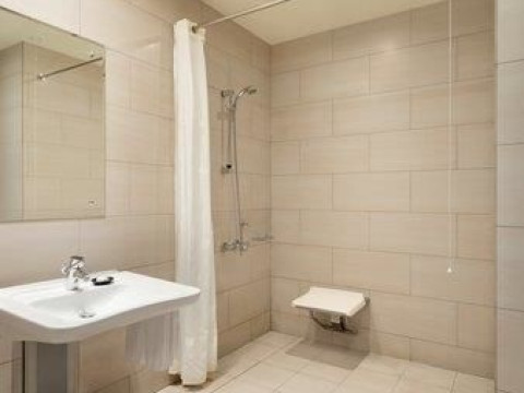 RAMADA BY WYNDHAM ABU DHABI DOWNTOWN