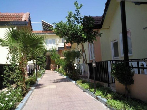 Sayanora Hotel