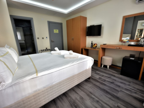 Almina Inn Hotel