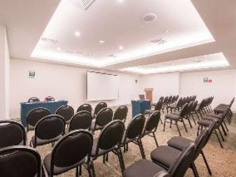 BEST WESTERN PLUS URBAN LARCO HOTEL