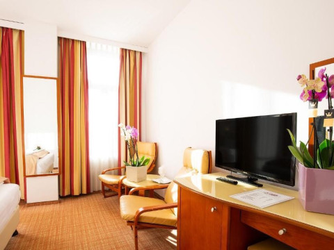Dana 2 Hotel