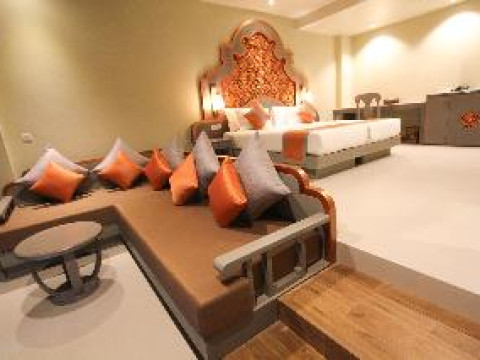 MAIKHAO PALM BEACH RESORT